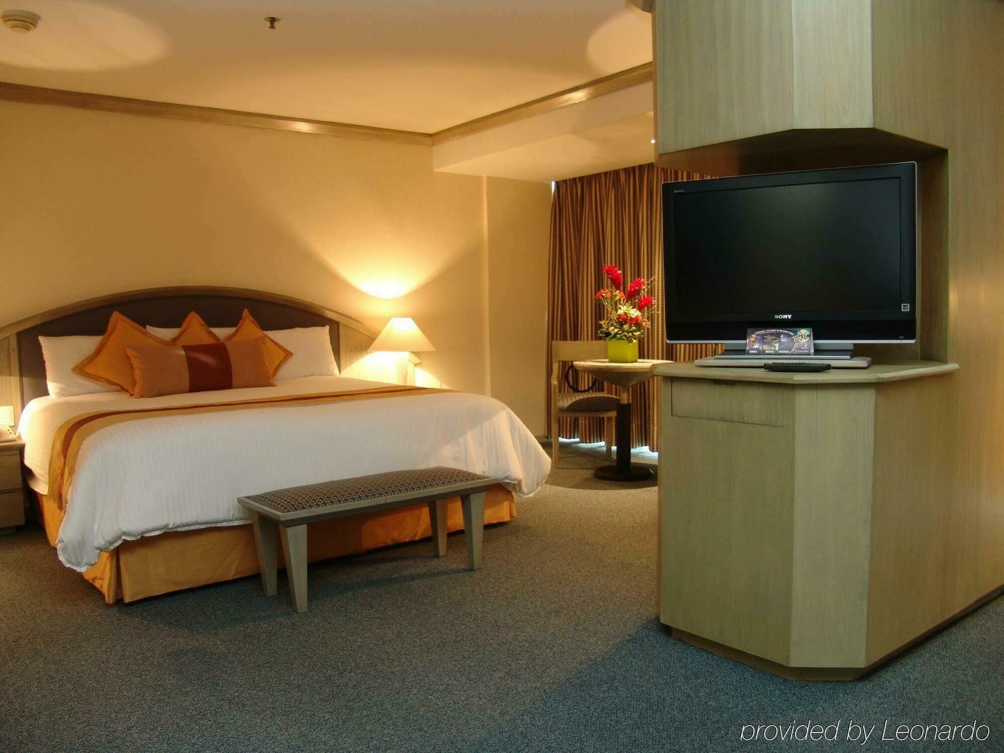 Radisson Paraiso Hotel Ciudad de México Exteriér fotografie A room at the hotel